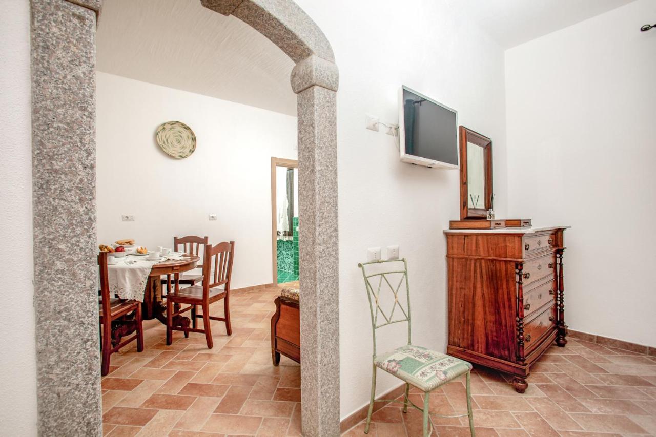 Vincent House Boutique Hotel Santa Teresa Gallura Extérieur photo