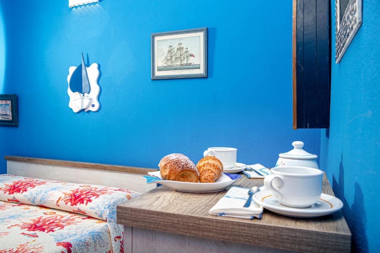 Vincent House Boutique Hotel Santa Teresa Gallura Extérieur photo